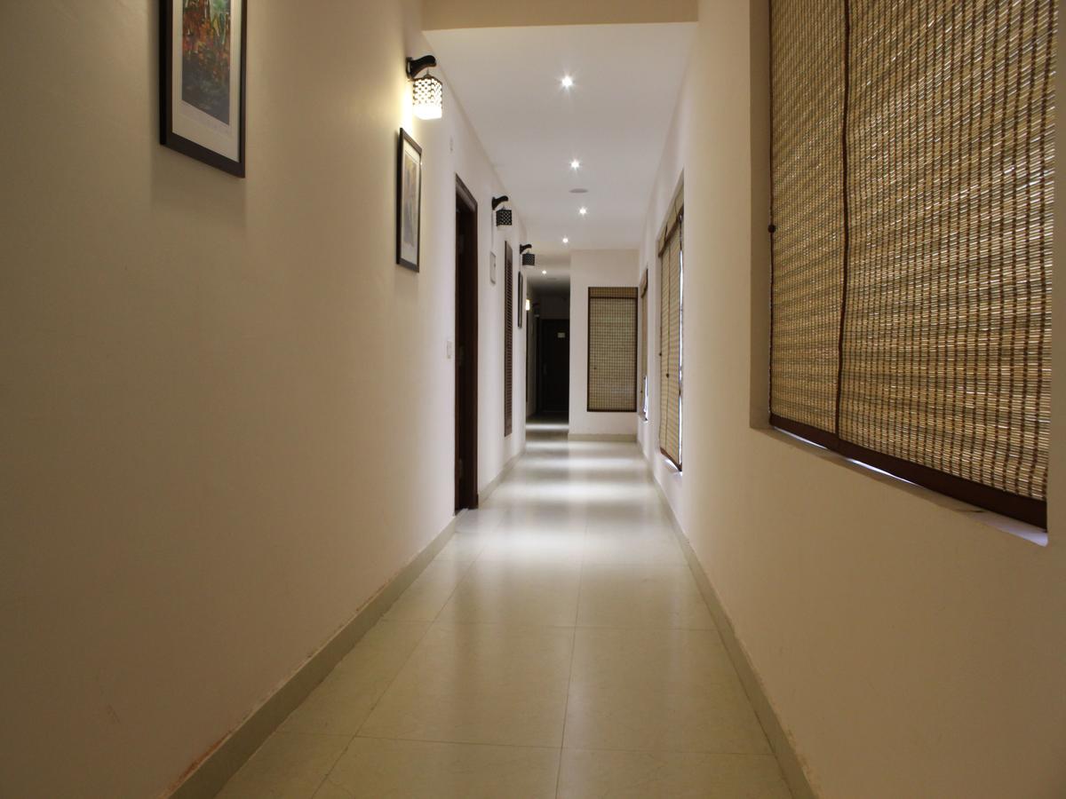 Oyo 2531 Hotel Una Comfort Misty Oak ไนนิตาล ภายนอก รูปภาพ