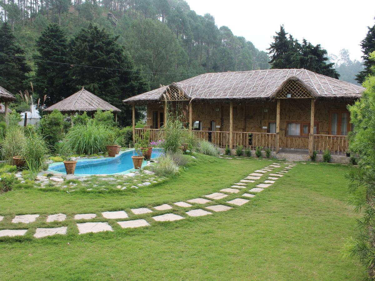Oyo 2531 Hotel Una Comfort Misty Oak ไนนิตาล ภายนอก รูปภาพ